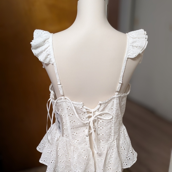 ❤️❤️❤️Astr White Eyelet Ruffle Blouse - Picture 2 of 8